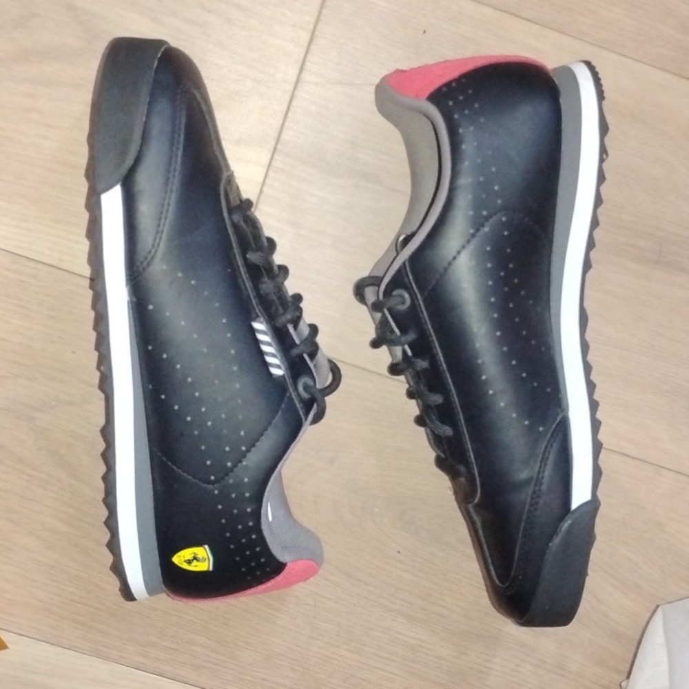 Puma Scuderia Ferrari x Roma Jr "Black Rosso Corsa" 5.5C - Picture 3 of 7
